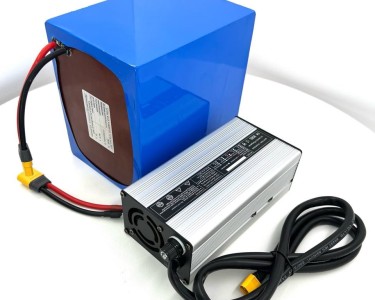 Комплект-Аккумулятор для буксировщика Apollo AV-2, 24В 57Ач (Батарея Байкера, Li-Ion), LF-2457-9217 +ЗУ 24В 12А