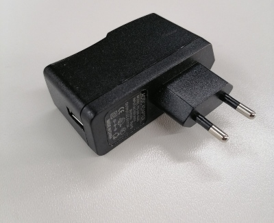 Блок питания YS-388-0520 (5V, 2А, USB)
