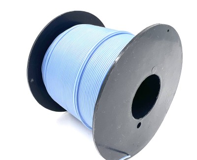 На катушке Медный провод 28AWG 200м 0,08 кв.мм (16*0,08мм) (синий, UL3135) LFW-28Bl в мягкой силиконовой изоляции