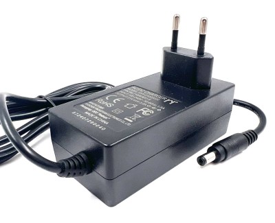 Зарядное устройство 21В 3А (5S Li-ion) YHY-21003000