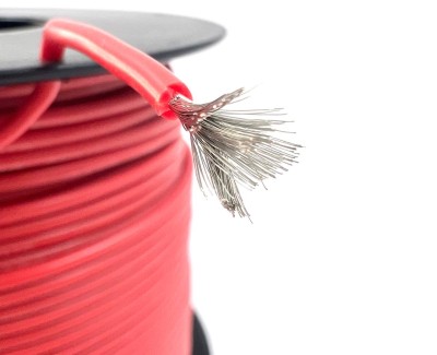 На катушке Медный провод 16AWG 75м 1,27 кв.мм (252*0,08мм) (красный, UL3135) LFW-16R в мягкой силиконовой изоляции