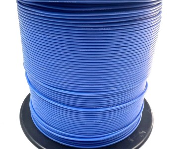 На катушке Медный провод 26AWG 300м 0,14 кв.мм (30*0,08мм) (синий, UL3135) LFW-26Bl в мягкой силиконовой изоляции