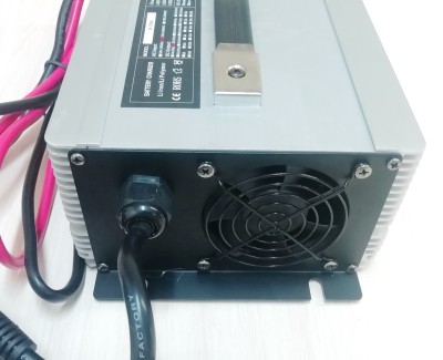 Зарядное устройство 28,8В 50A (8S LiFePO4) DL-2000W-24