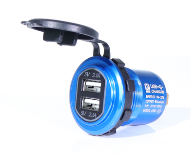 АЗУ KWG-L5, 12v\24v синий ( 2xUSB, 4,2А, синяя подсветка, влаго защита)