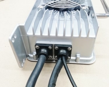 Зарядное устройство Smart LFC-4825s (48В, 25А, CAN 2.0) универсальное с пультом