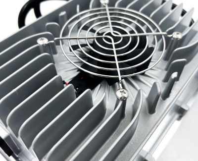 Зарядное устройство 71,4В 25A (17S Li-ion) LF-71425