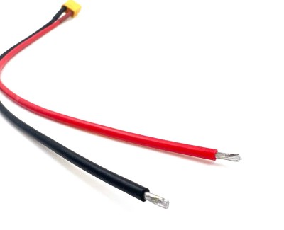 Разъем питания Amass XT30U-M с силиконовым проводом 18AWG, 150мм