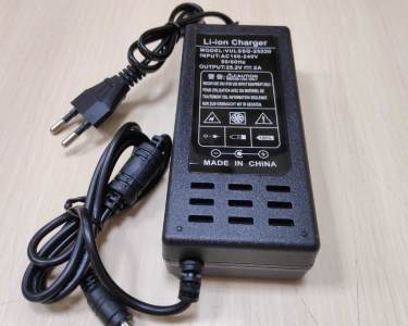 Зарядное устройство 25,2В 2А (6S Li-Ion)