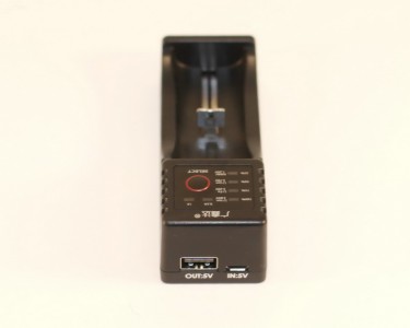Мобильное зарядное устройство T100