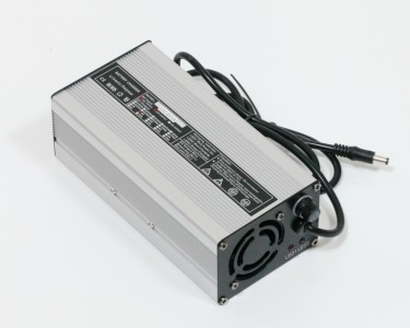 Зарядное устройство 96В 3A KST-100,8V (24S Li-Ion 88,8-100,8В)