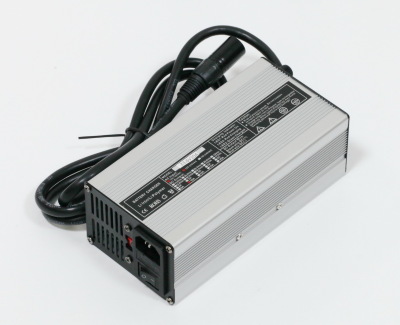 Зарядное устройство 33,6В 10A (8S Li-Ion) DL-400W