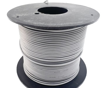 На катушке Медный провод 22AWG 100м 0,3 кв.мм (60*0,08мм) (серый, UL3135) LFW-22Gr в мягкой силиконовой изоляции
