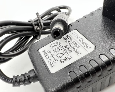 Зарядное устройство 3,65В 2А (1S LiFePO4) LF-036520