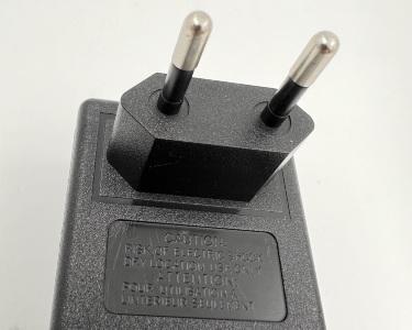 Зарядное устройство 4,2В 2А (1S Li-Ion) LF-04220