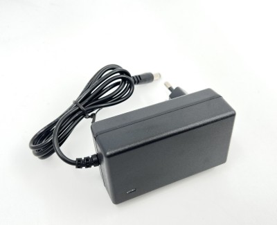 Зарядное устройство 12,6В 3А (3S Li-Ion) LF-12630