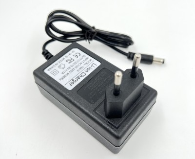 Зарядное устройство 16,8В 1А (4S Li-Ion) LF-16810