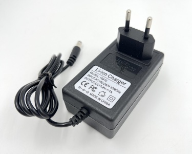 Зарядное устройство 16,8В 1А (4S Li-Ion) LF-16810