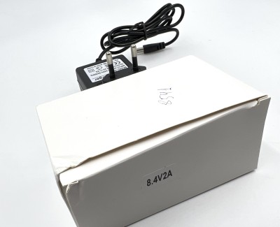 Зарядное устройство 8,4В 2А (2S Li-Ion) LF-08420