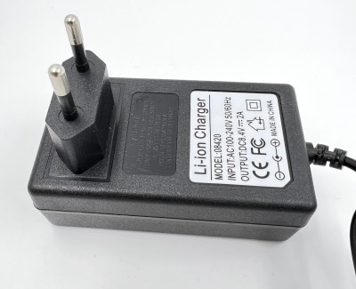 Зарядное устройство 8,4В 2А (2S Li-Ion) LF-08420