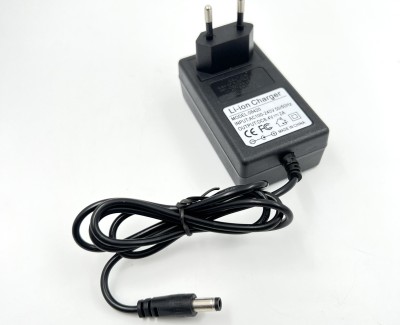 Зарядное устройство 8,4В 2А (2S Li-Ion) LF-08420