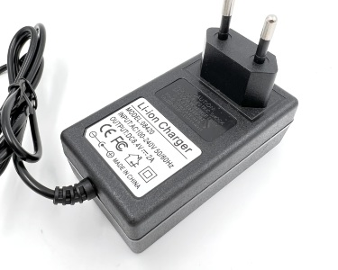 Зарядное устройство 8,4В 2А (2S Li-Ion) LF-08420