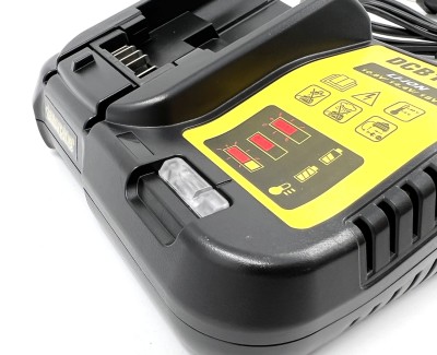 Зарядное устройство для аккумуляторов Dewalt DCB112 (10,8V/14,4V/18V)