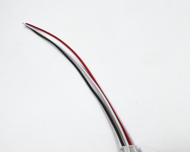 Балансировочный разъем 3 pin (2s, XH) с ПВХ проводом 22awg, 100мм