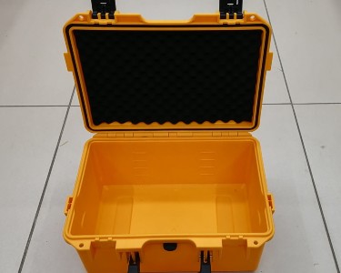 Корпус пластиковый 371*269*186 - модель 3321_6095 ( желтый, защита от влаги)