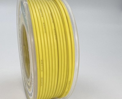 На катушке Медный провод 28AWG 20м 0,08 кв.мм (16*0,08мм) (желтый, UL3135) LFW-28Y в мягкой силиконовой изоляции