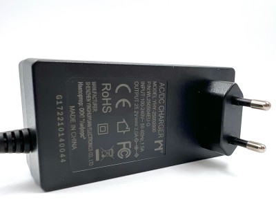 Зарядное устройство 25,2В 2А (6S Li-ion) YHY-25202000
