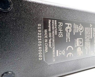 Зарядное устройство 25,2В 5А (6S Li-ion) YHY-25205000