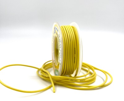На катушке Медный провод 22AWG 10м 0,3 кв.мм (60*0,08мм) (желтый, UL3135) LFW-22Y в мягкой силиконовой изоляции