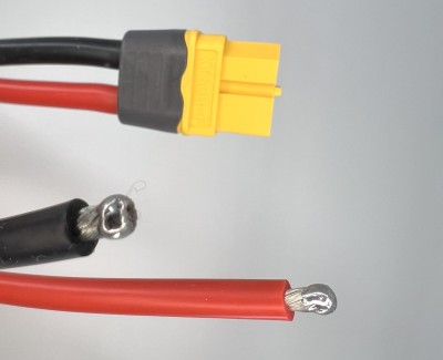 Разъем питания Amass XT60H-F с силиконовым проводом 12AWG, 200 мм