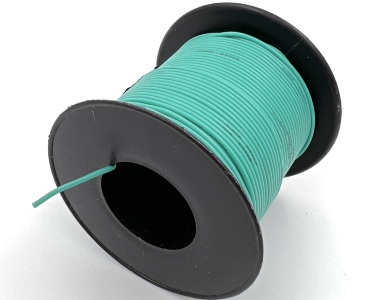 На катушке Медный провод 22AWG 30м 0,3 кв.мм (60*0,08мм) (зеленый, UL3135) LFW-22G в мягкой силиконовой изоляции
