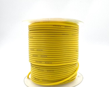 На катушке Медный провод 26AWG 30м 0,14 кв.мм (30*0,08мм) (желтый, UL3135) LFW-26Y в мягкой силиконовой изоляции