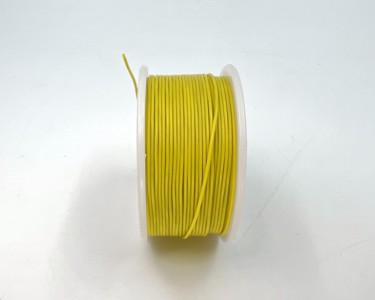 На катушке Медный провод 30AWG 20м 0,06 кв.мм (11*0,08мм) (желтый, UL3135) LFW-30Y в мягкой силиконовой изоляции