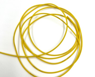 На катушке Медный провод 26AWG 30м 0,14 кв.мм (30*0,08мм) (желтый, UL3135) LFW-26Y в мягкой силиконовой изоляции