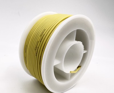 На катушке Медный провод 28AWG 10м 0,08 кв.мм (16*0,08мм) (желтый, UL3135) LFW-28Y в мягкой силиконовой изоляции