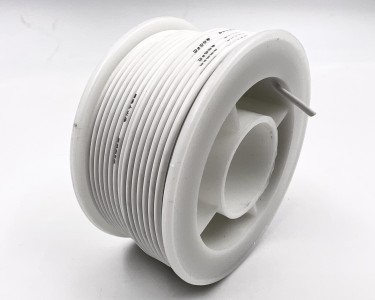 На катушке Медный провод 28AWG 10м 0,08 кв.мм (16*0,08мм) (белый, UL3135) LFW-28W в мягкой силиконовой изоляции