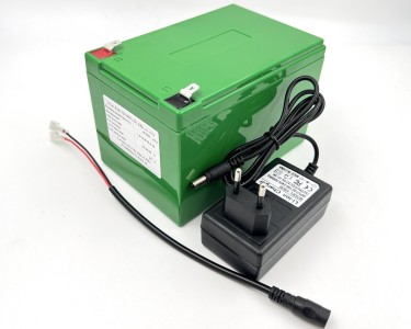 Комплект- Аккумулятор 12В 40Ач LF-1240-9793 (Li-Ion, 3S8P, P)+З/У