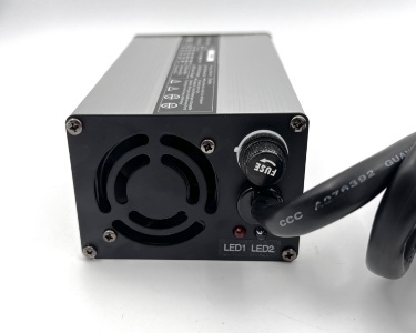 Зарядное устройство 14,4В 20A (4S LiFePO4) DL-400W-12
