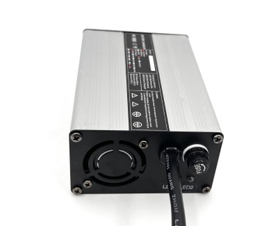 Зарядное устройство 12,6В 6A (3S Li-Ion) DL-120W-12