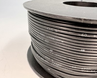 На катушке Медный провод 24AWG 100м 0,2 кв.мм (40*0,08мм) (черный, UL3135) LFW-24B в мягкой силиконовой изоляции