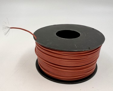 На катушке Медный провод 24AWG 100м 0,2 кв.мм (40*0,08мм) (коричневый, UL3135) LFW-24Br в мягкой силиконовой изоляции