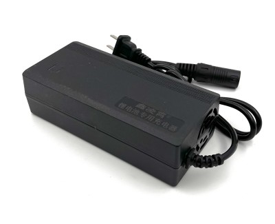 Зарядное устройство 25,2В 5А (6S Li-Ion) XLR 3pin