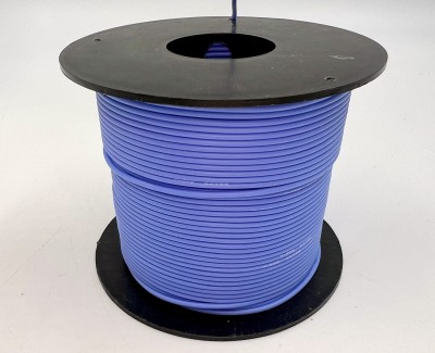 На катушке Медный провод 22AWG 100м 0,3 кв.мм (60*0,08мм) (синий, UL3135) LFW-22Bl в мягкой силиконовой изоляции