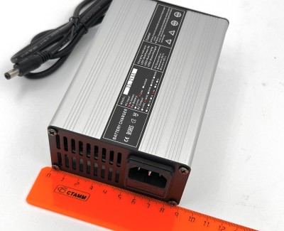 Зарядное устройство 25,2В 4А (6S Li-Ion) DL-120W
