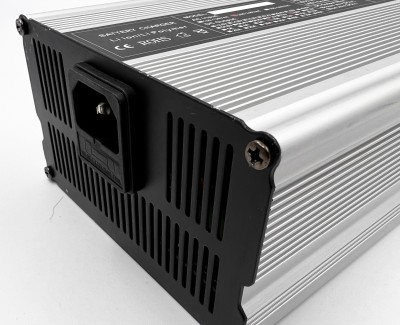 Зарядное устройство 84В 10A (20S Li-Ion) DL-900W-72