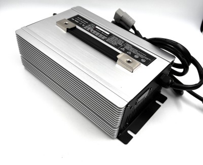 Зарядное устройство 54,75B 30A (15S LiFePO4) DL-2000W