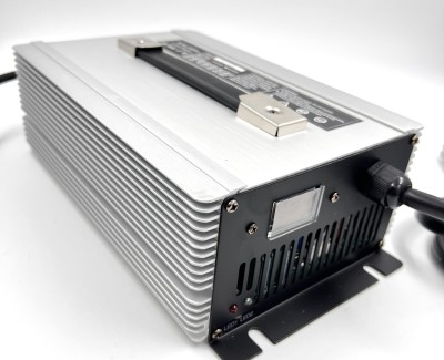Зарядное устройство 54,75B 30A (15S LiFePO4) DL-2000W